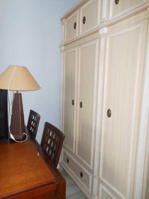 Апартаменти Apartament Obroncow Wybrzeza Гданськ Номер фото