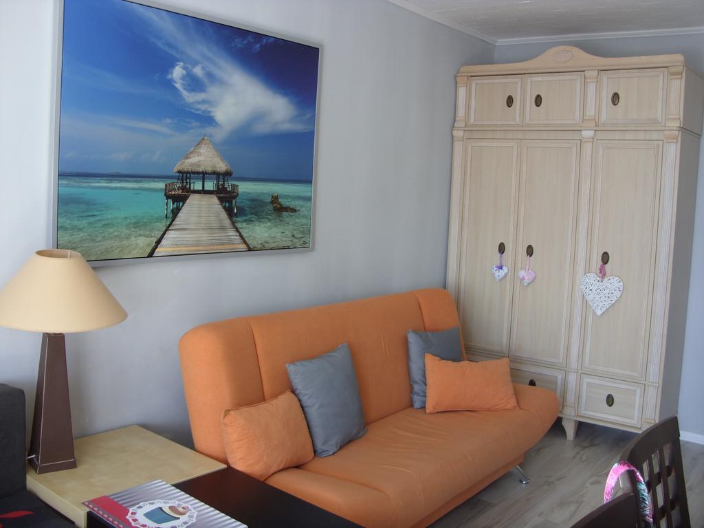 Апартаменти Apartament Obroncow Wybrzeza Гданськ Номер фото
