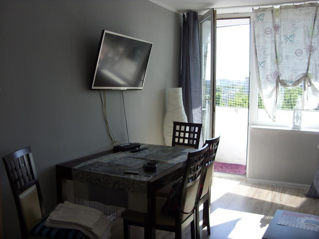 Апартаменти Apartament Obroncow Wybrzeza Гданськ Номер фото